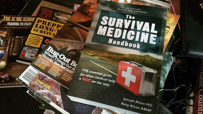 survival, medicine, handbook, Alton, Joe, Amy, prepper, preparedness, SHTF, first aid